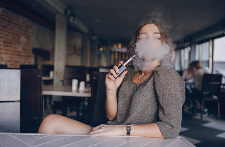 Gde razresheno kurit elektronnyie sigaretyi