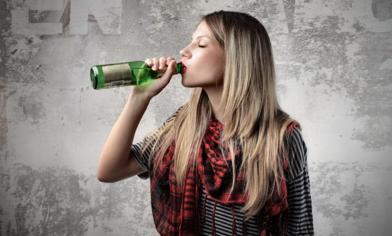 Победить женский алкоголизм непросто
