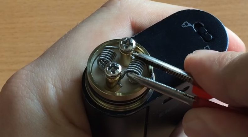 Zamena spirali v elektronnoy sigarete