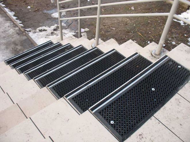 антискользящая плитка на ступени антискользящая плитка на ступени