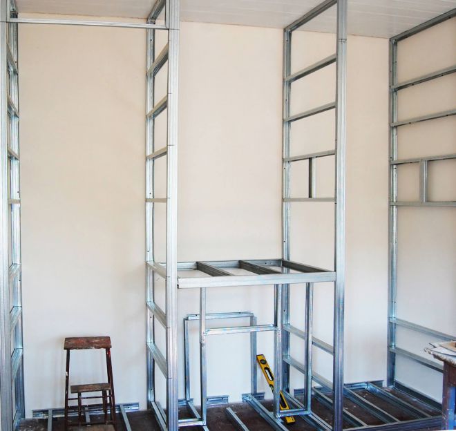 Встроенный шкаф купе из гипсокартона Встроенный шкаф купе из гипсокартона