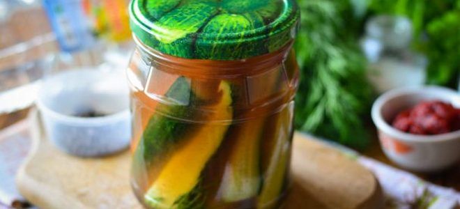 соленые огурцы на зиму с томатной пастой соленые огурцы на зиму с томатной пастой