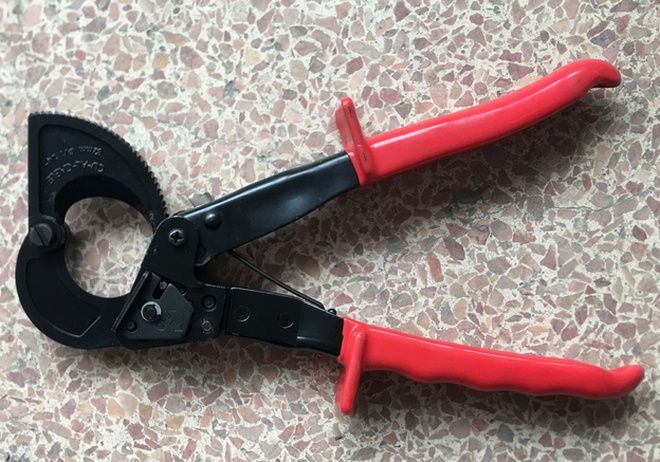 Инструмент для зажима троса Инструмент для зажима троса