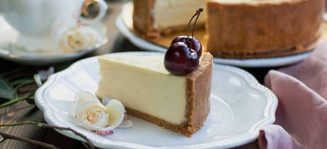 чизкейк с печеньем и творожным сыром чизкейк с печеньем и творожным сыром