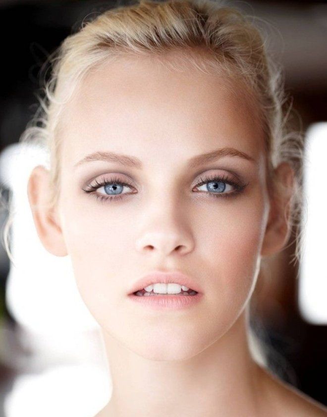 Макияж для сероглазых блондинок раз Макияж для сероглазых блондинок раз