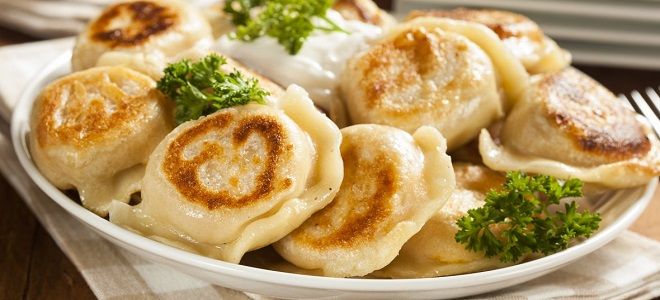 как пожарить вареные пельмени как пожарить вареные пельмени