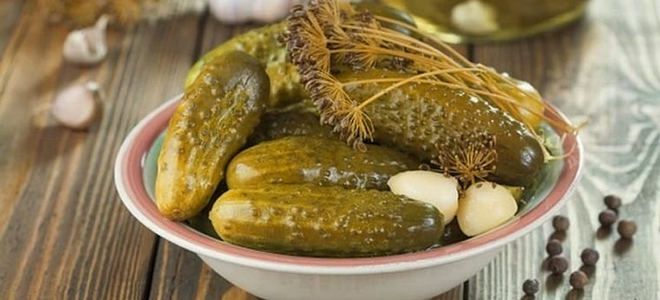 соленые огурцы с водкой на зиму соленые огурцы с водкой на зиму