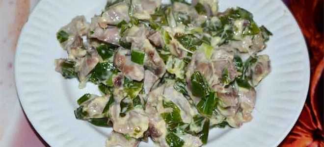 куриные желудки в сметане на сковороде куриные желудки в сметане на сковороде