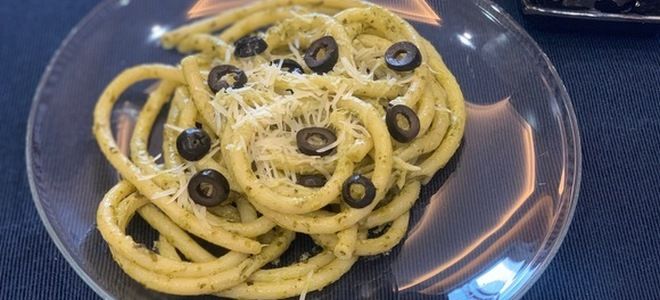 паста с соусом песто паста с соусом песто