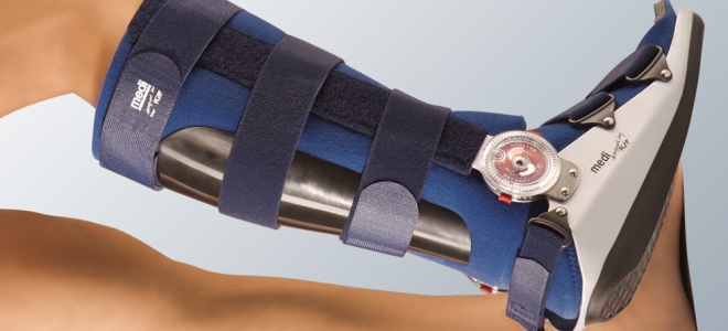 ортопедический бандаж на голеностопный сустав