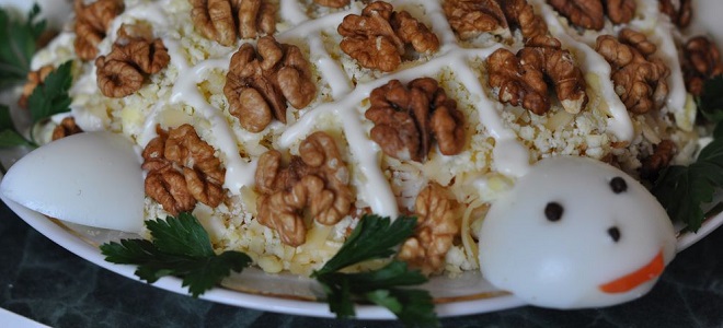 салат черепаха с черносливом